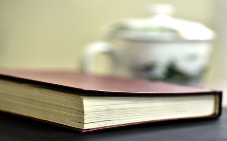 完美色彩布局网页设计，让客户对网站一见钟情